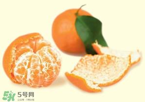 新鲜橘子皮能泡水喝吗?新鲜橘子皮泡水喝的功效 新鲜橘子皮能泡水喝吗?新鲜橘子皮泡水喝的功效