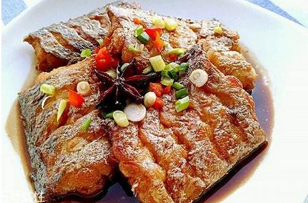 带鱼能和豆角一起吃吗 这个搭配是可以的 带鱼能和豆角一起吃吗 这个搭配是可以的