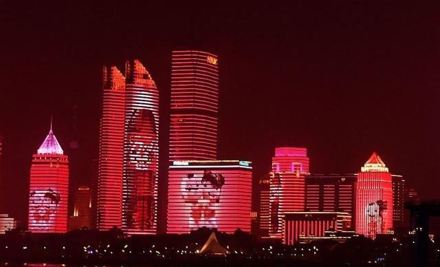山东：可口可乐“灯光秀”点亮青岛