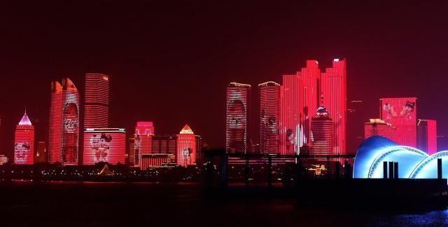 山东：可口可乐“灯光秀”点亮青岛