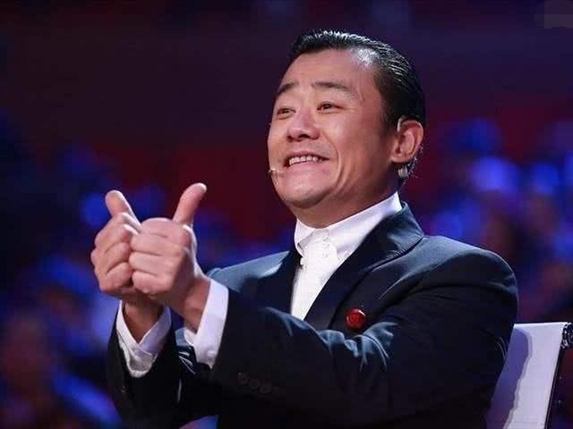 唐爽晒上海小笼包意有所指,粉丝喊话:欢迎回国!