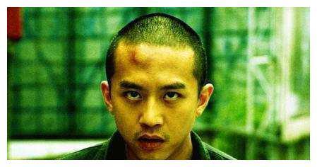 网友评中国十大帅哥排名，李易峰陈晓上榜鹿晗却垫底