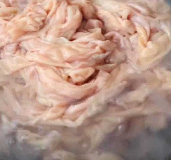 卤鸭肠要是这样做，鲜香麻辣味儿不错