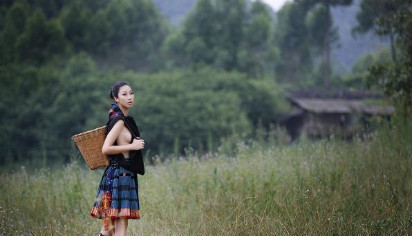 原始的性感,以不穿内衣为美的少数名族!