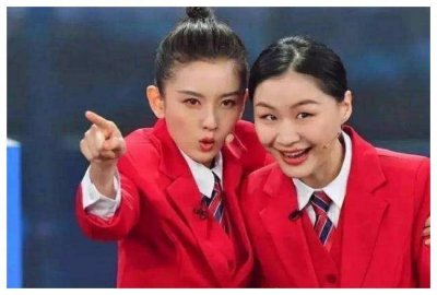 ​和搭档编排了春晚剧本，看着搭档大火，她只能在微博上默默送祝福