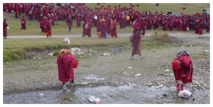 白玉亚青寺: 藏地女性修行者, 为了方便竟然不穿内衣! ! !