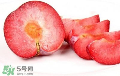 ​红布林多少钱一斤 红布林和黑布林哪个贵