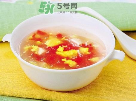 番茄鸡蛋汤的营养价值_番茄鸡蛋汤的功效与作用 番茄鸡蛋汤的营养价值_番茄鸡蛋汤的功效与作用
