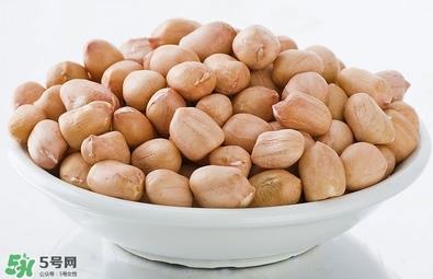 冬天吃花生好吗？冬天吃花生会上火吗？