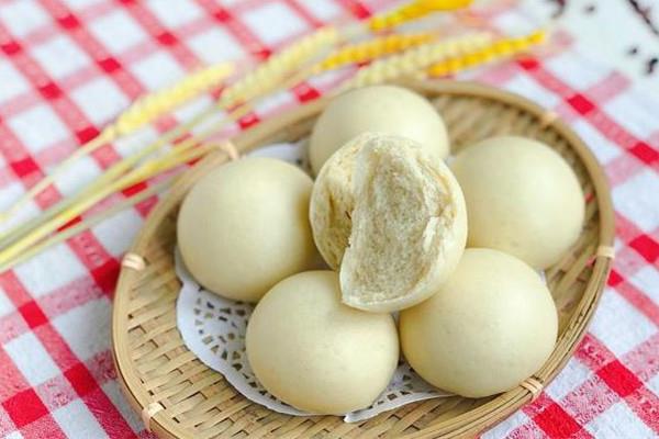 馒头和米饭哪个热量高 馒头和米饭哪个容易发胖 馒头和米饭哪个热量高 馒头和米饭哪个容易发胖