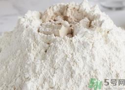 面粉发酵要多久?面粉发酵要多长时间? 面粉发酵要多久?面粉发酵要多长时间?