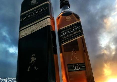 黑方多少钱一瓶 黑方威士忌什么牌子好 黑方多少钱一瓶 黑方威士忌什么牌子好