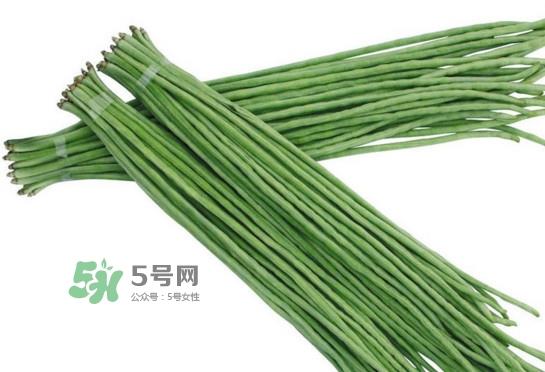 豇豆是什么样的?豇豆是长豆角吗? 豇豆是什么样的?豇豆是长豆角吗?