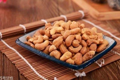 盐焗腰果价格多少钱 盐焗腰果的功效与作用