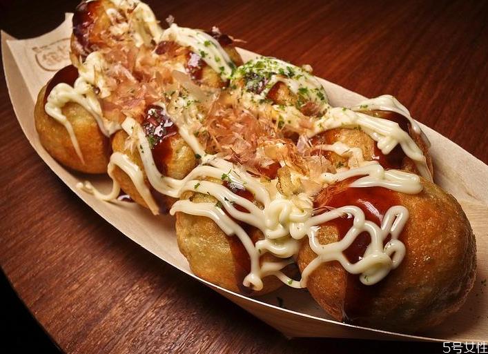 章鱼小丸子粉调配比例 章鱼烧粉用面粉怎么配 章鱼小丸子粉调配比例 章鱼烧粉用面粉怎么配