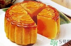 吃月饼可以喝牛奶吗?吃月饼能喝牛奶吗? 吃月饼可以喝牛奶吗?吃月饼能喝牛奶吗?