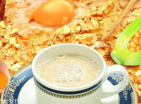 麦片和鸡蛋能一起吃吗 麦片冲鸡蛋的功效 麦片和鸡蛋能一起吃吗 麦片冲鸡蛋的功效