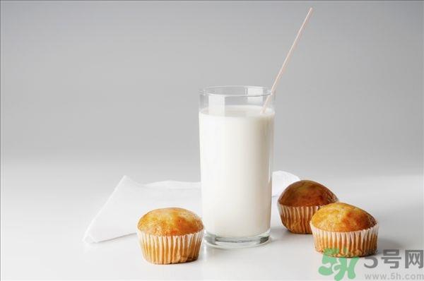 冬枣和牛奶能一起吃吗?冬枣和牛奶一起吃好吗? 冬枣和牛奶能一起吃吗?冬枣和牛奶一起吃好吗?