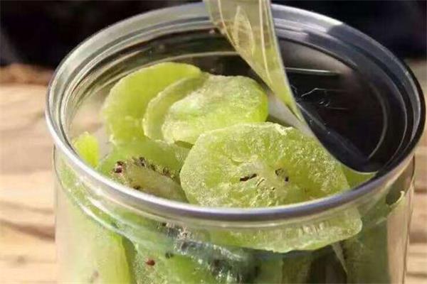 猕猴桃干热量高吗 吃猕猴桃干会发胖吗 猕猴桃干热量高吗 吃猕猴桃干会发胖吗