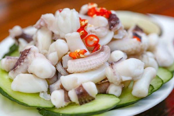 墨鱼是鱿鱼的一种吗 墨鱼是章鱼吗 墨鱼是鱿鱼的一种吗 墨鱼是章鱼吗