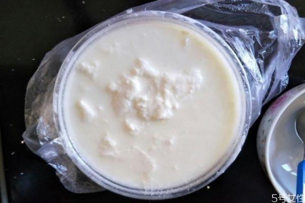 牛奶怎么做酸奶 牛奶做酸奶的方法 牛奶怎么做酸奶 牛奶做酸奶的方法