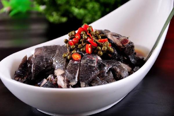 乌鸡汤有点苦怎么回事 乌鸡汤苦的还能喝吗 乌鸡汤有点苦怎么回事 乌鸡汤苦的还能喝吗