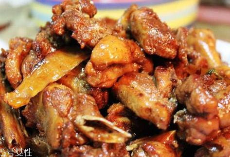 啤酒鸭用什么啤酒好 一般啤酒即可