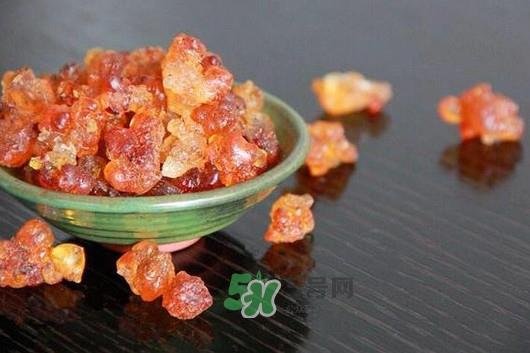 桃胶哪里有卖的?哪里产的桃胶最好 桃胶哪里有卖的?哪里产的桃胶最好