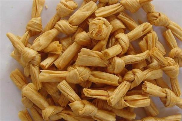 腐竹泡了两天还能吃吗 已经变质了