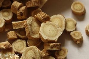 党参发黑还能吃吗 黑色说明变质了