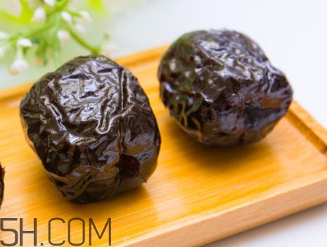 黑枣可以补血吗 补血吃黑枣好还是红枣