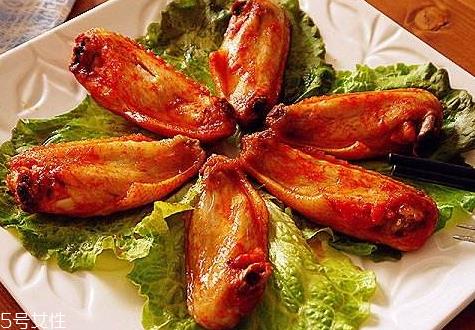 微波炉烤鸡翅用什么火 高火烤即可