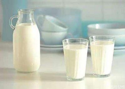 鲜牛奶可以加热吗 鲜牛奶和纯牛奶的区别