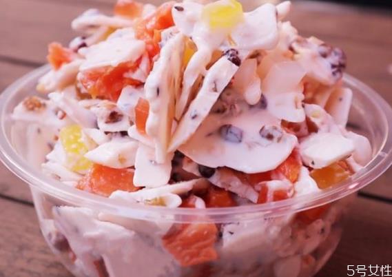 炒酸奶要炒吗 炒酸奶怎么制作 炒酸奶要炒吗 炒酸奶怎么制作