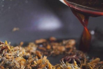 ​梅菜扣肉用什么调料 主要是这些