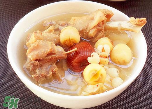 新鲜莲子可以炖汤吗?新鲜莲子怎么煲汤? 新鲜莲子可以炖汤吗?新鲜莲子怎么煲汤?