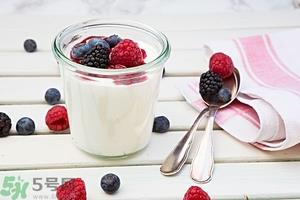 酸奶一天喝多少合适?一天喝多少酸奶最好? 酸奶一天喝多少合适?一天喝多少酸奶最好?