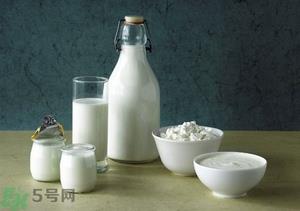 酸奶一天喝多少合适?一天喝多少酸奶最好? 酸奶一天喝多少合适?一天喝多少酸奶最好?