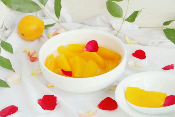 黄桃会导致便秘吗 黄桃会导致过敏吗