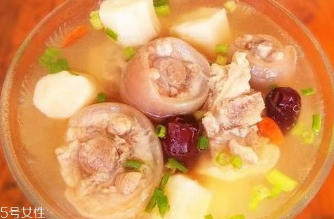 猪尾巴煲什么汤好 三大营养食谱推荐