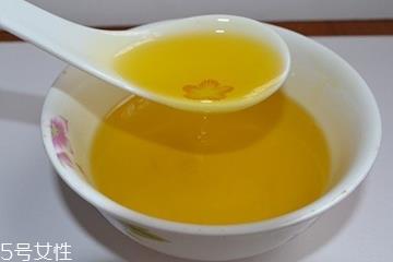 茶油能祛斑吗 有祛斑功效 茶油能祛斑吗 有祛斑功效