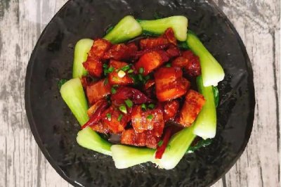 ​红烧肉是哪个地方的菜名 红烧肉是什么菜系