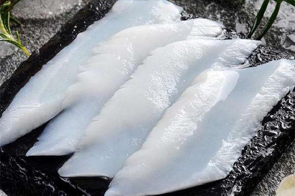 墨鱼怎么处理干净 墨鱼什么地方不能吃