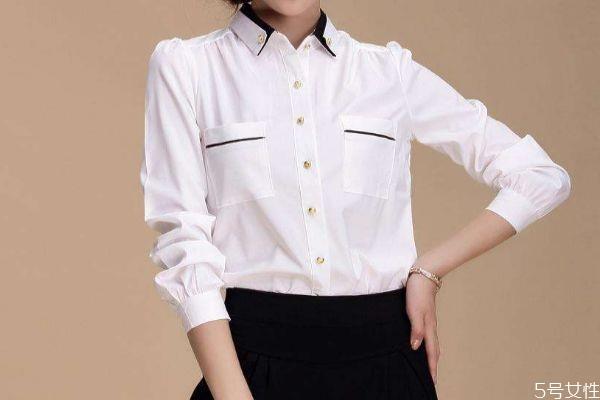 衬衣扣子怎么防止走光 衬衣扣子防走光的方法 衬衣扣子怎么防止走光 衬衣扣子防走光的方法
