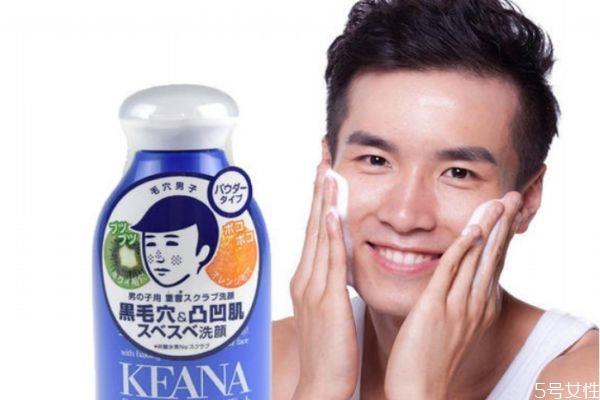 卸妆泡沫应该怎么用 卸妆泡沫的正确用法 卸妆泡沫应该怎么用 卸妆泡沫的正确用法