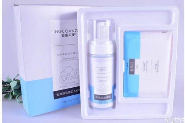 卸妆泡沫应该怎么用 卸妆泡沫的正确用法 卸妆泡沫应该怎么用 卸妆泡沫的正确用法