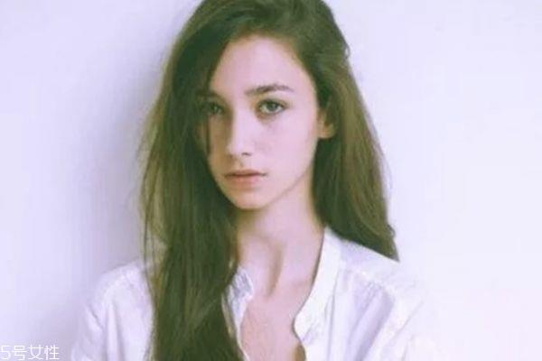 蜡纸脱毛后怎么护理 脱毛蜡纸的正确使用方法 蜡纸脱毛后怎么护理 脱毛蜡纸的正确使用方法