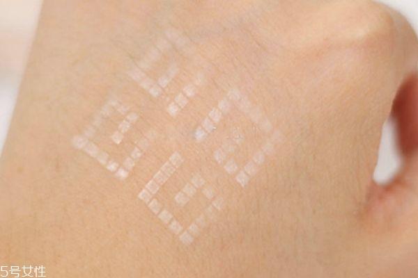 纪梵希四宫格圣诞款是什么颜色 纪梵希圣诞系列散粉 纪梵希四宫格圣诞款是什么颜色 纪梵希圣诞系列散粉