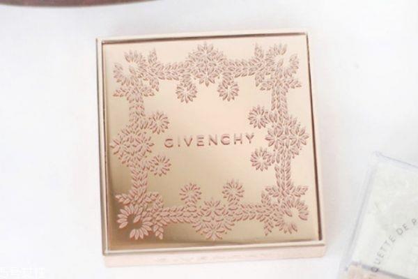 纪梵希四宫格圣诞款是什么颜色 纪梵希圣诞系列散粉 纪梵希四宫格圣诞款是什么颜色 纪梵希圣诞系列散粉