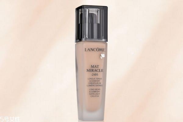 兰蔻持妆粉底液适合什么皮肤 干皮也可以用 兰蔻持妆粉底液适合什么皮肤 干皮也可以用